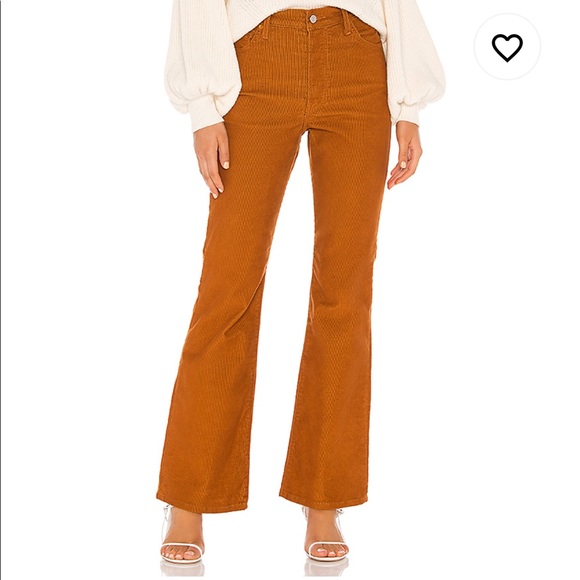 Levi’s Ribcage Flare Cord Jeans in Caramel Cafe - Picture 4 of 13